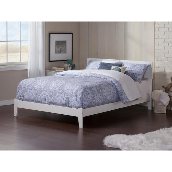 Orlando White King Solid Wood Traditional Panel Bed
