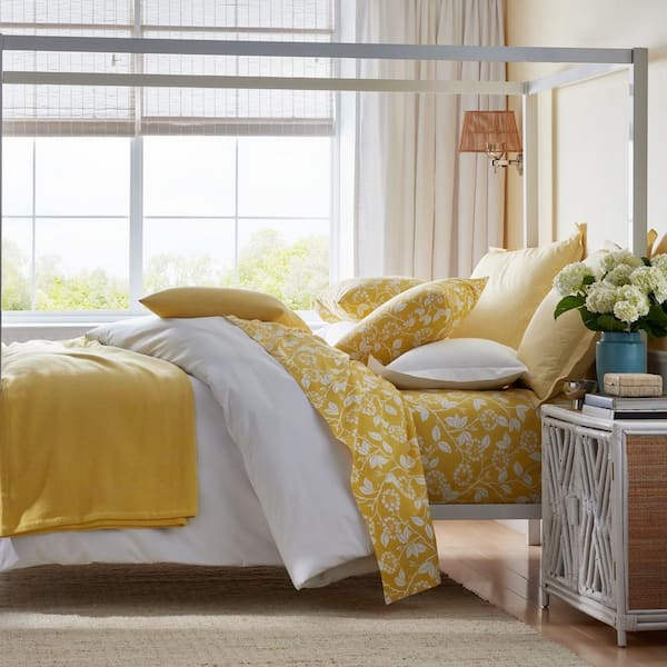 https://images.thdstatic.com/productImages/98142a0a-6296-5042-a46f-c89c8d46f8a3/svn/the-company-store-duvet-covers-51052d-f-yellow-66_600.jpg