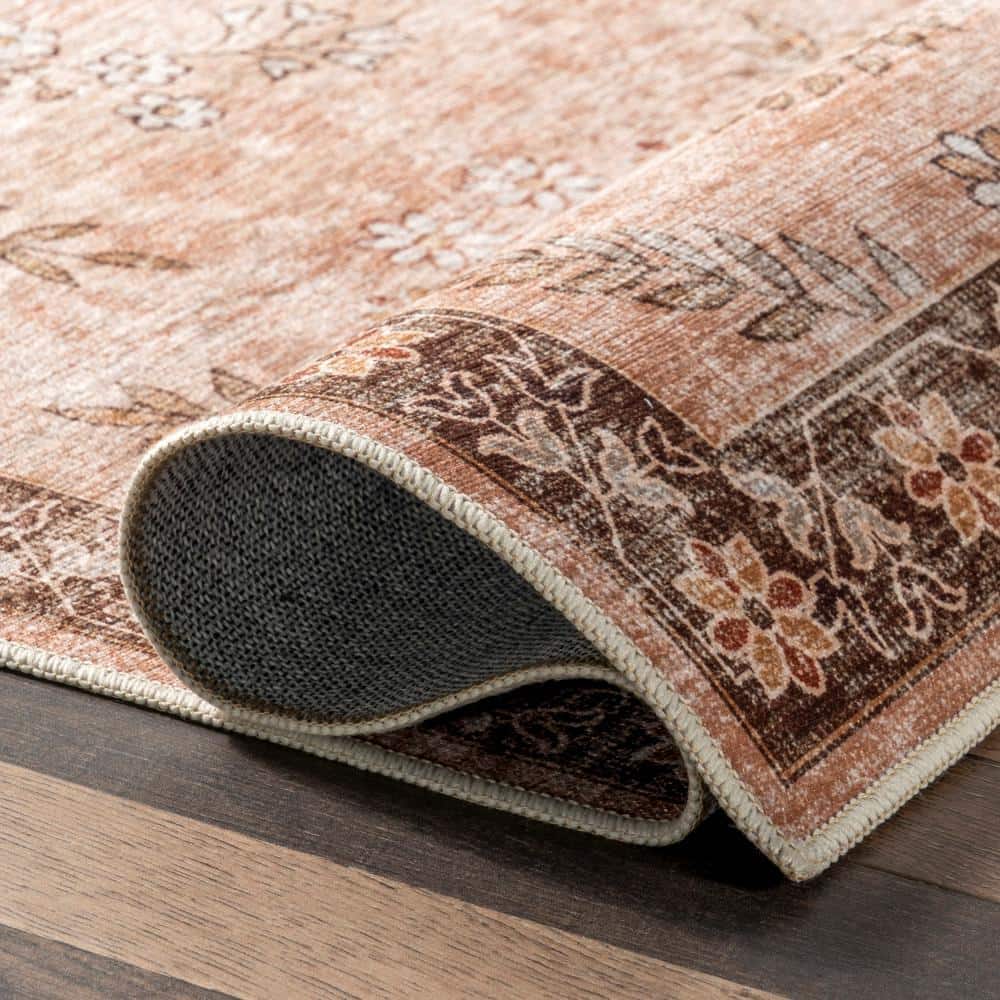 Kirsi Rust and Beige Synthetic Round Washable Area Rug