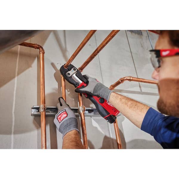 Milwaukee M18 18-Volt Lithium-Ion Brushless FORCE LOGIC Press Tool
