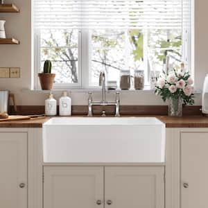 33 in. Farmhouse Apron Front Undermount Single Bowl White Fireclay Kitchen Sink with Grid and Strainer