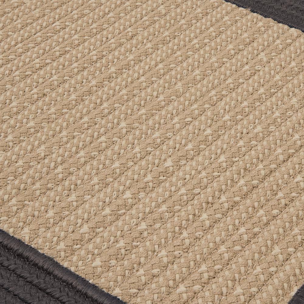 Casual Americana 5' x 7' Braided Gray and Beige Area Rug
