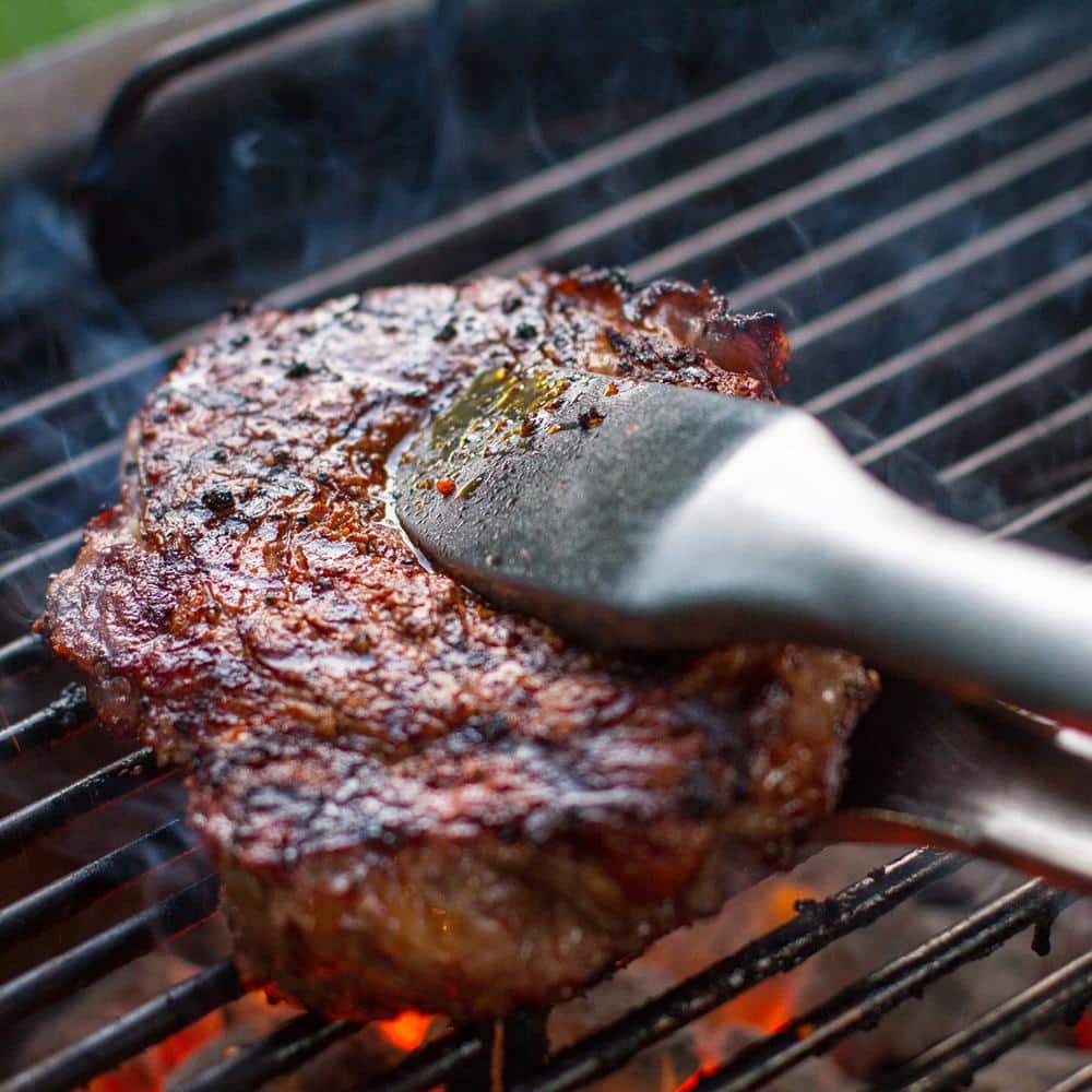 Weber 22-Inch Black Porcelain-Enamel Charcoal Grill