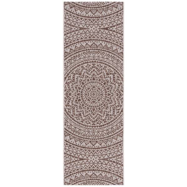 Courtyard Light Beige/Light Brown 2 ft. x 7 ft. Medallion Indoor/Outdoor Runner Rug