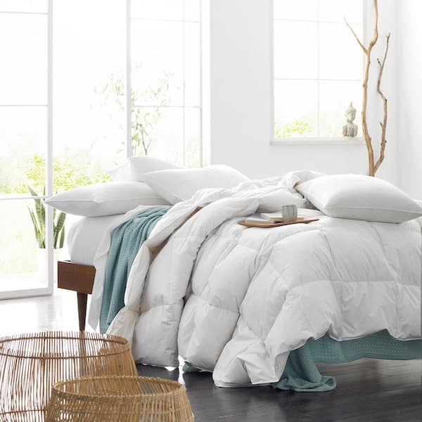 The Company Store Light Warmth White Twin Down Comforter with Organic Cotton Cover