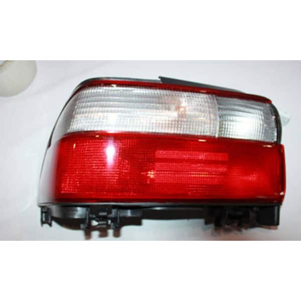 TYC Tail Light Assembly 1996-1997 Toyota Corolla 1.6L 1.8L