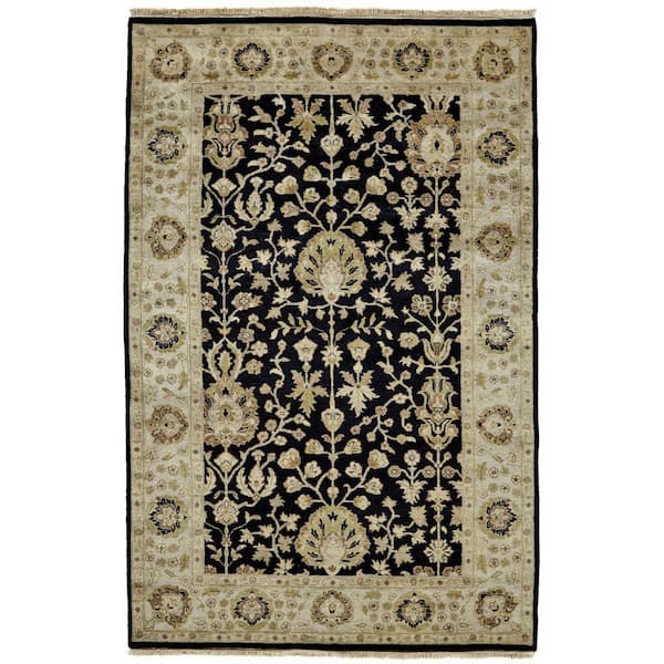 HomeRoots 8 x 10 Black Oriental Area Rug