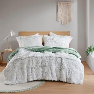 Leena Polyester Green/White Faux Fur Full/Queen Comforter Set