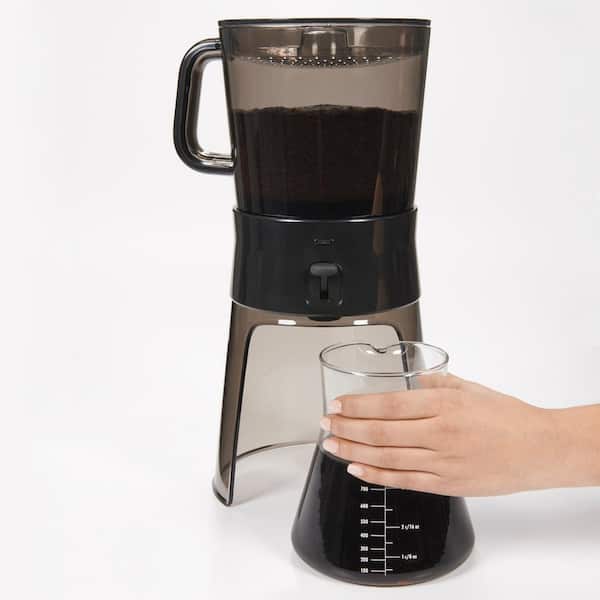 https://images.thdstatic.com/productImages/98820d35-a392-443c-a1da-ef17d32c314c/svn/gray-oxo-drip-coffee-makers-1272880-1d_600.jpg