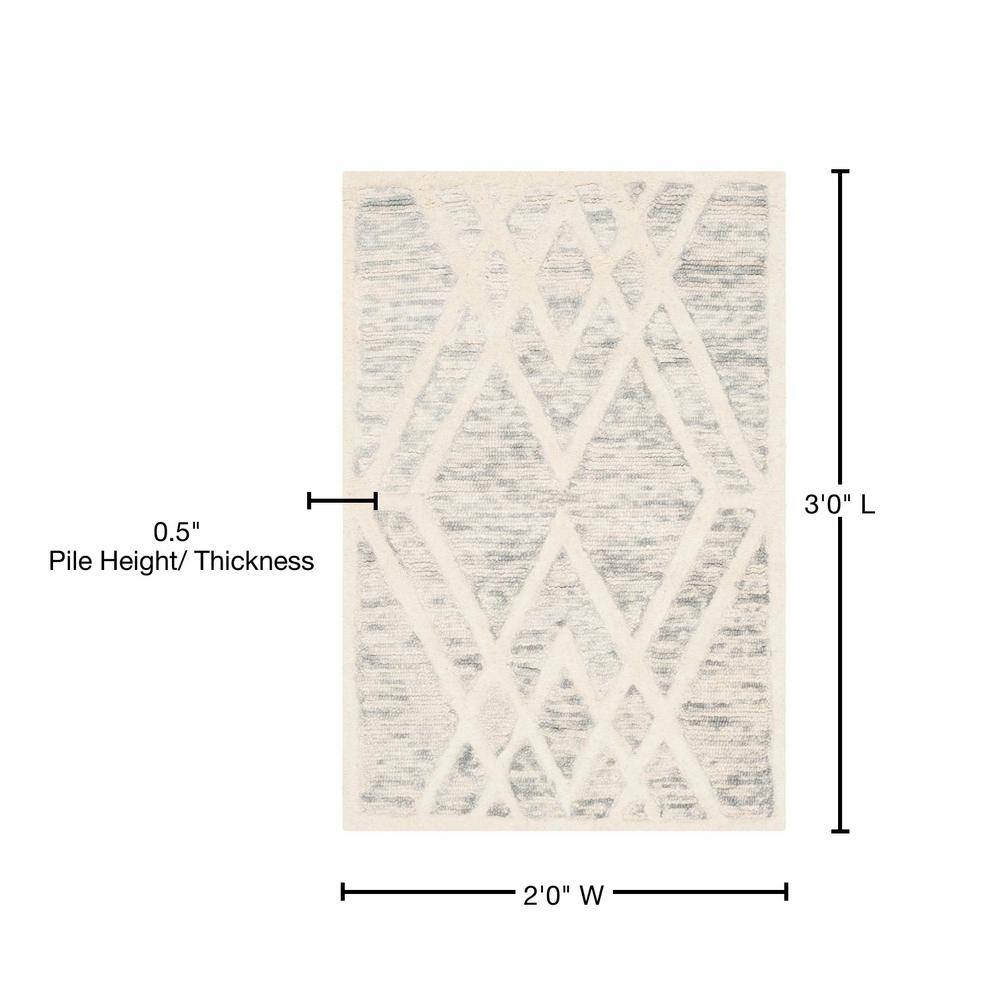 Elegant Grey Ivory Wool Tufted Rectangular Accent Rug