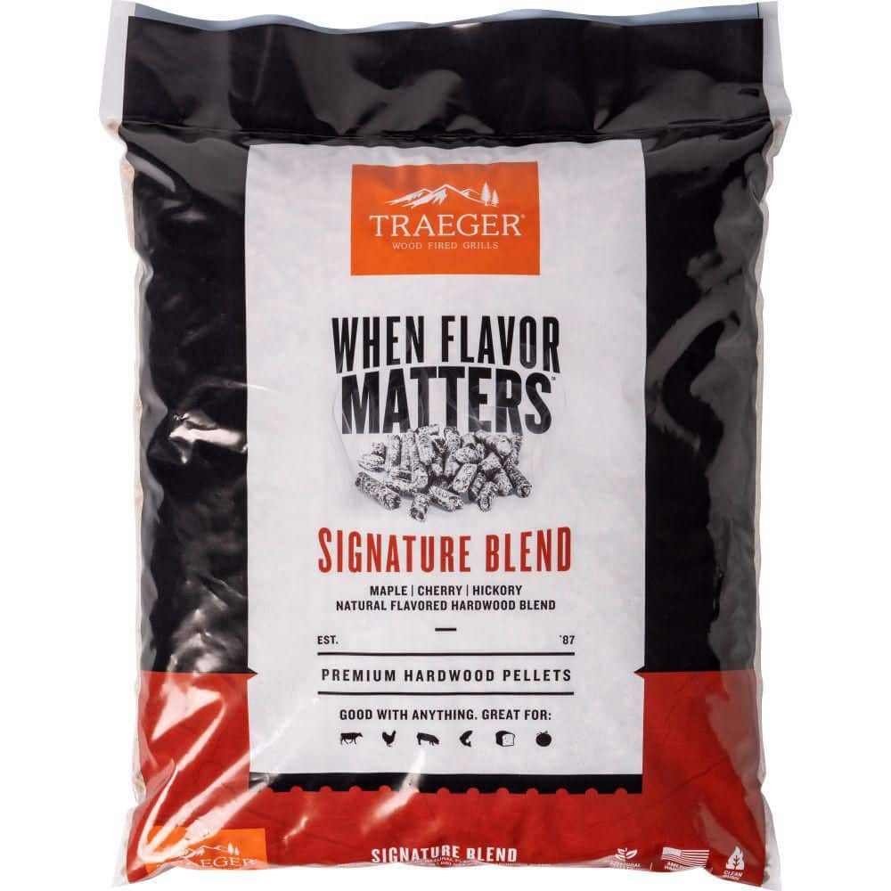 Traeger Signature Blend All-Natural Wood Grilling Pellets, 20 lb. Bag PEL331