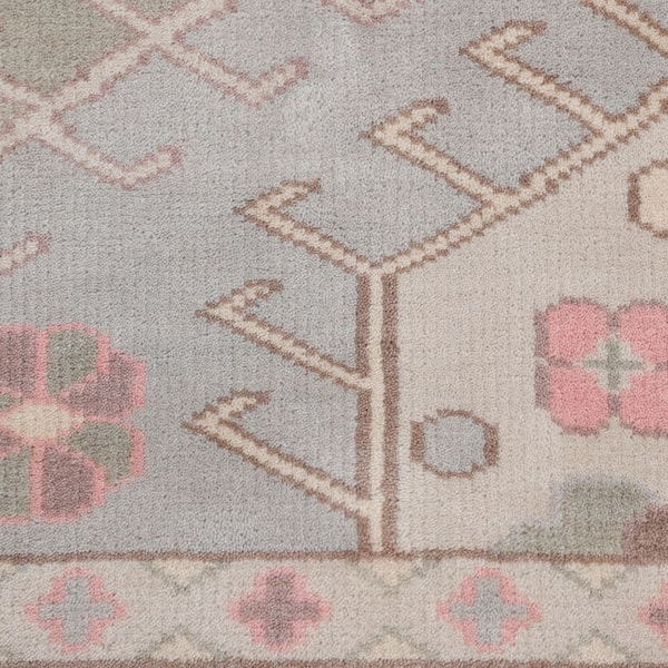 Utica Contemporary Gray 5 ft. x 8 ft. Area Rug