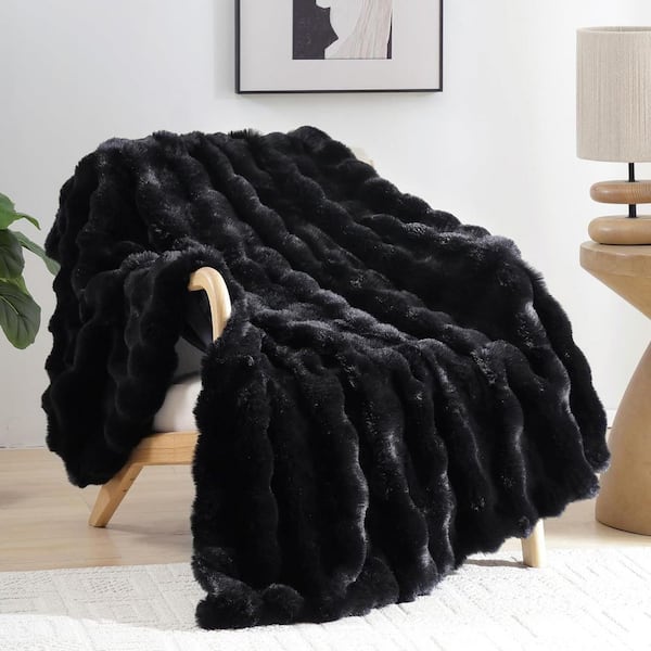 ILTB Black Faux Fur 50 in. x 60 in. Fluffy Fuzzy Fuzzy Throw Blanket for Couch