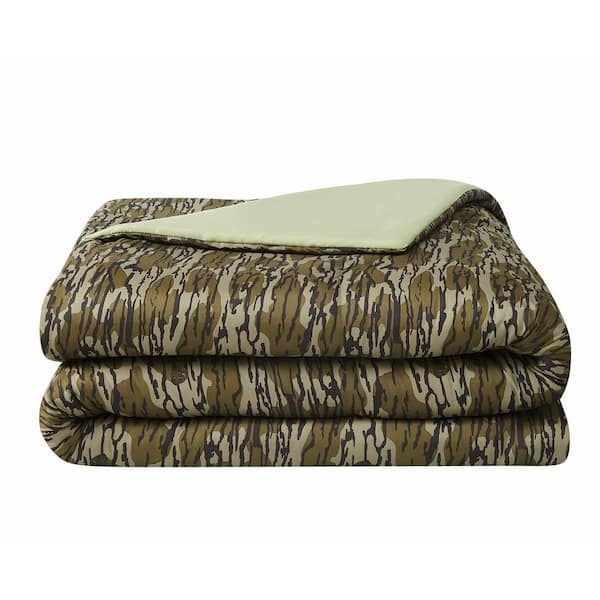 Bottomland Camouflage Full/Queen Multicolor Microfiber Comforter