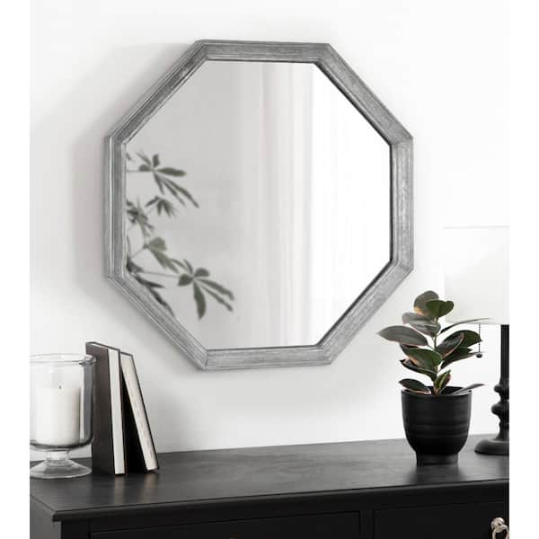 The Allure of Extra Large Mirrors: Why Size Matters