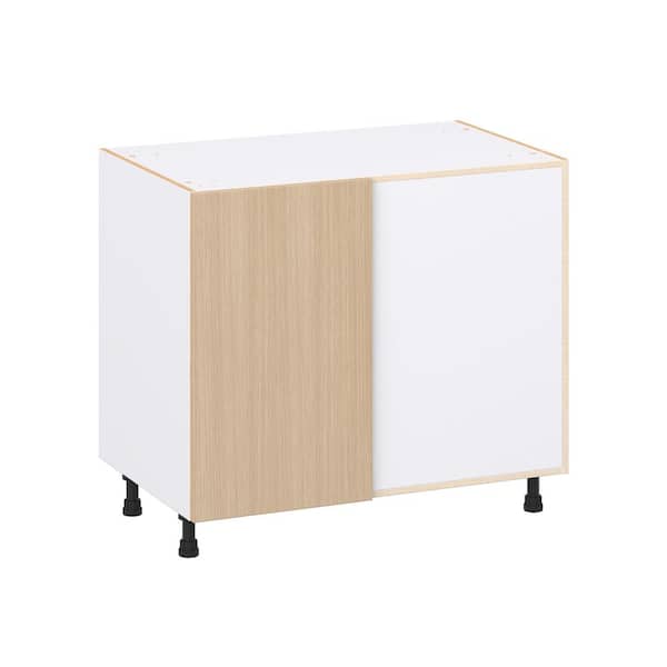 J COLLECTION Timberline 39 in. W x 24.5 in. D x 34.5 in. H Assembled Shaker Right Blind Corner Kitchen Cabinet in Mojavi Oak