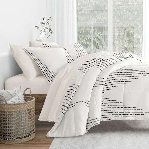 Becky Cameron 7-Piece Diamond Stripe Gray Pattern Cal King Comforter Microfiber Bedding Bundle