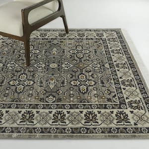 Honore Black 5 ft. x 7 ft. Oriental Area Rug