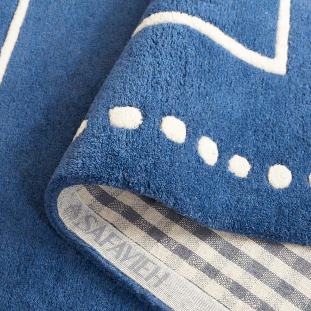 Navy Blue and Ivory Hand-Tufted Wool 4' x 6' Area Rug