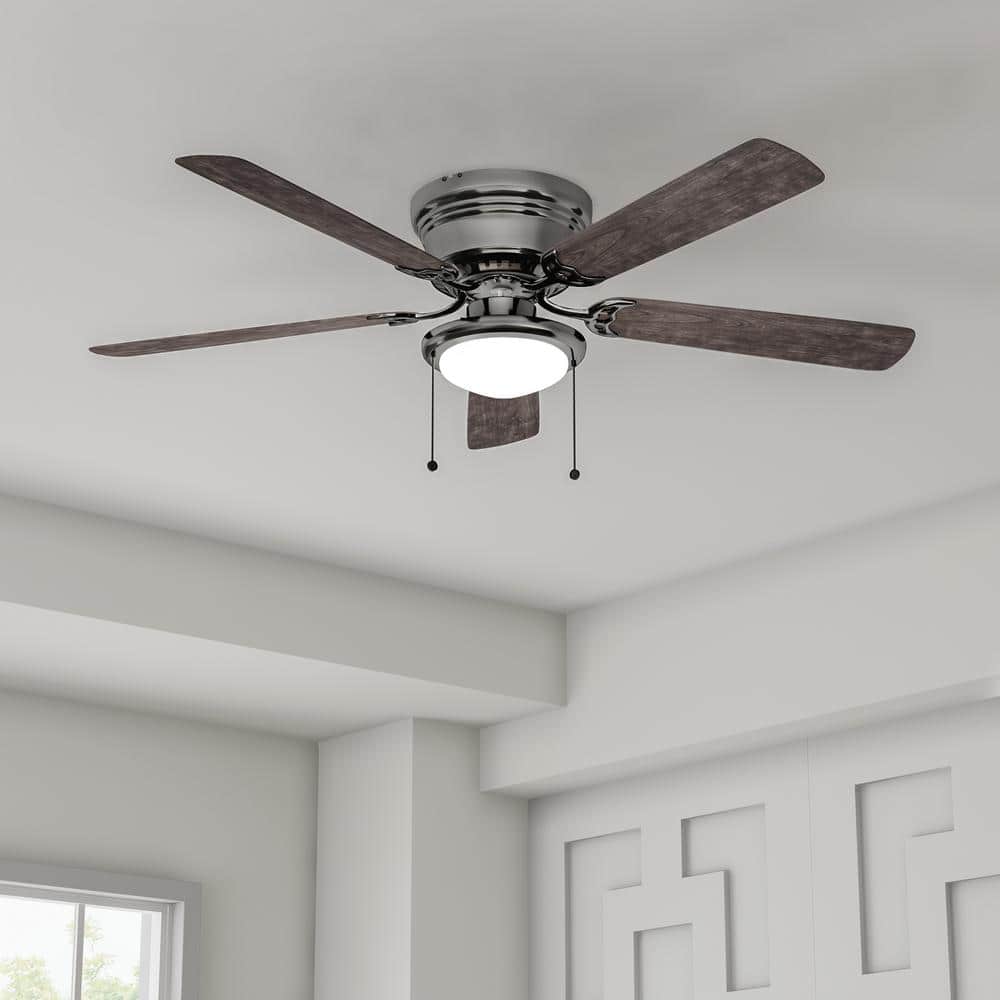 Hugger 52 in. LED Indoor Pewter Gunmetal Ceiling Fan with Light Kit price history on PriceWatchPro