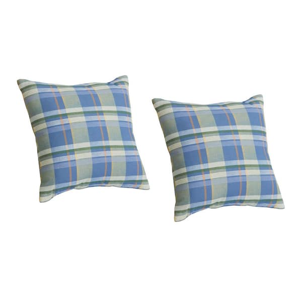 Photo inspiration: Curated Hampton Bay Style Throw Pillows Gallery View 19