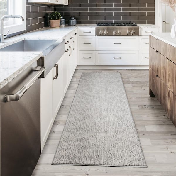Ethan Marion Ivory 2 ft. x 8 ft. Distressed Indoor Runner Rug