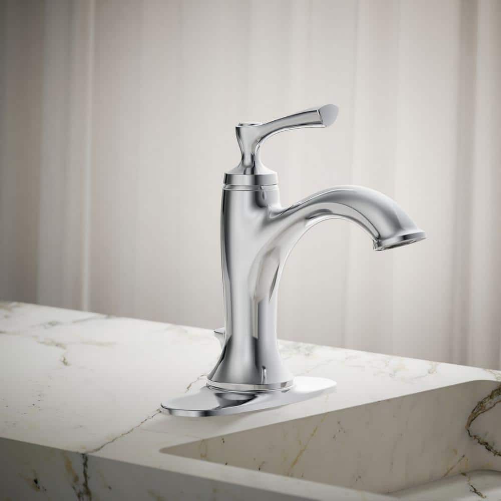 Polished Chrome Traditional Single Handle Bathroom Faucet