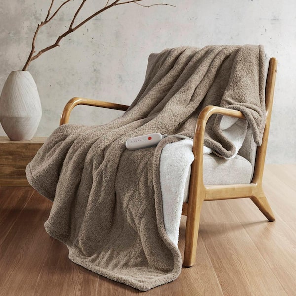 SHARPER IMAGE Arden Brown Polyester Electric Throw Blanket