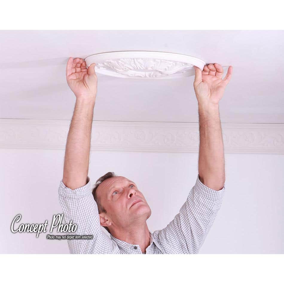 White Polyurethane Floral Crown Moulding Sample