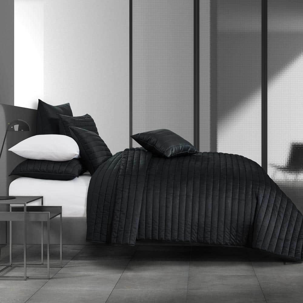Valletta 2-Pieces Black Twin/Twin XL Polyester Quilt Set