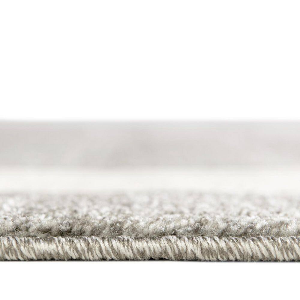 Gray and Ivory Tufted Reversible Synthetic Area Rug 9' x 12'