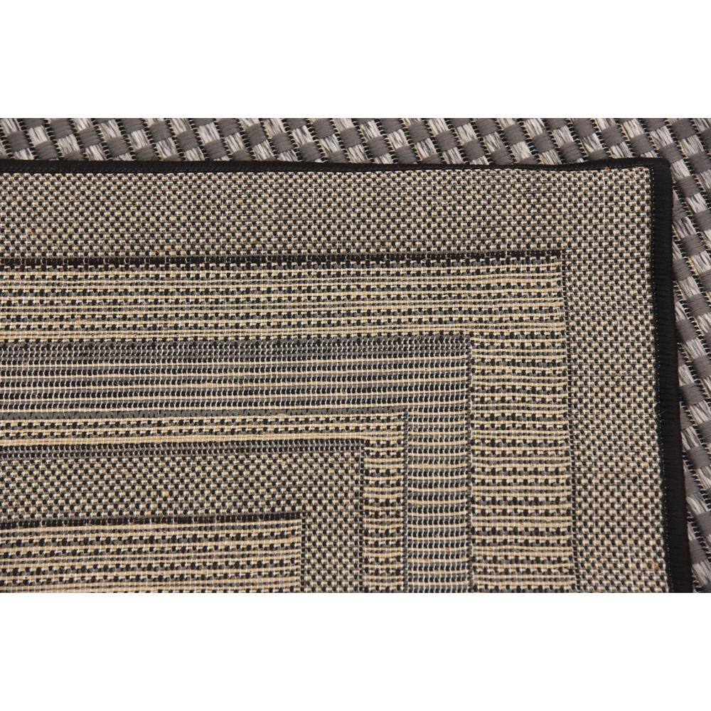 Modern Gray Rectangular Outdoor Rug, Easy-Care and Stain-Resistant, 7' x 10'
