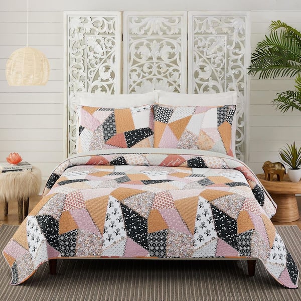 Jessica Simpson Crazy Couture 3-Piece Pink Cotton King Quilt Set
