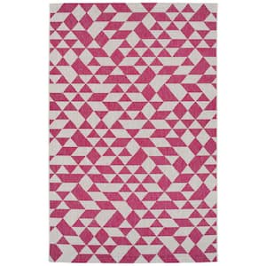 Soleri Collection Pink 3'11" x 5'11" Rectangle Residential Indoor-Outdoor Area Rug