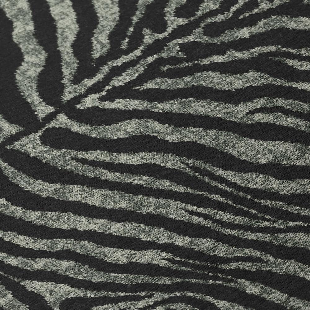 Safari Shadow Black Chenille 1'8" x 2'6" Washable Accent Rug