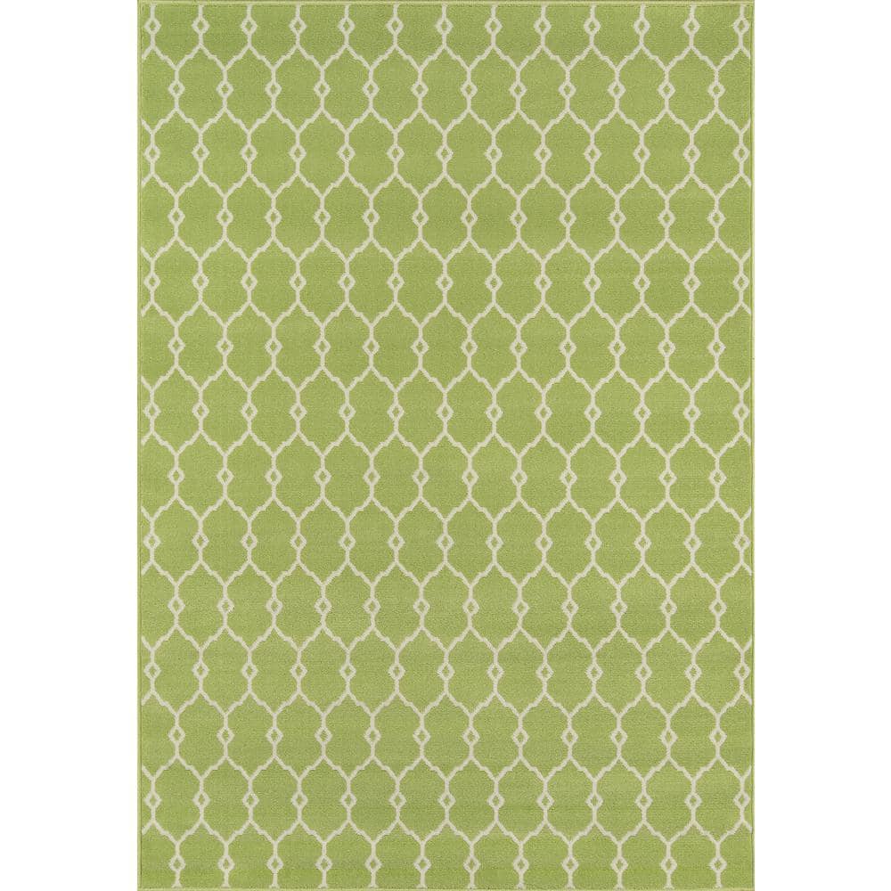 Green Geometric Rectangular Indoor/Outdoor Rug 5'3" x 7'6"