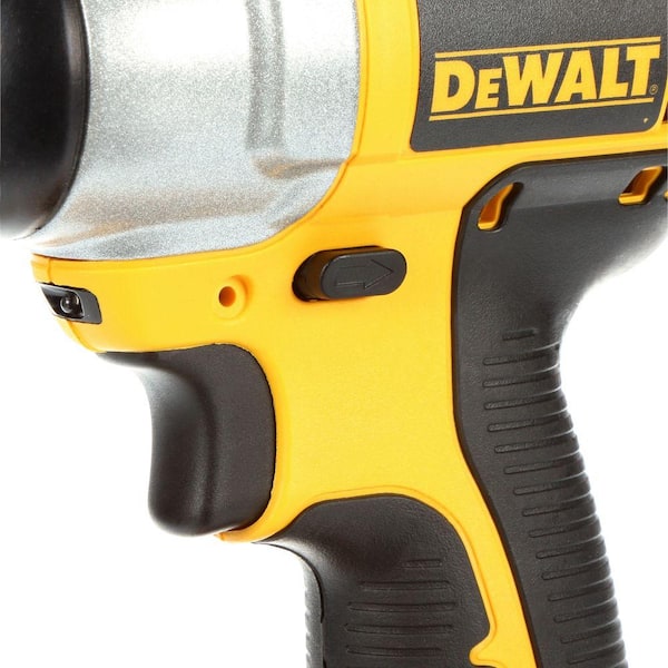DEWALT - 18-Volt NiCd Cordless Drill/Driver and Impact Driver Combo Kit (2-Tool) with (2) Batteries 1.2Ah, Charger and Bag