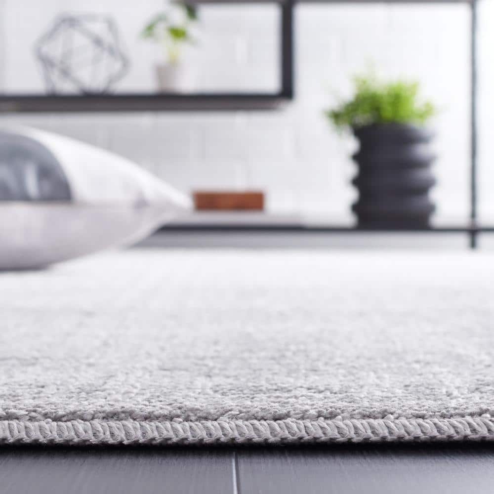 Gray Geometric Synthetic Non-slip Rectangular Area Rug, 9' x 13'