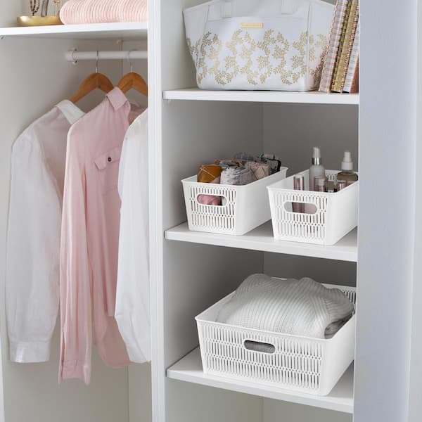 https://images.thdstatic.com/productImages/99423499-97dc-46aa-bc28-e18152c00227/svn/white-simplify-closet-drawer-organizers-25934-white-e1_600.jpg