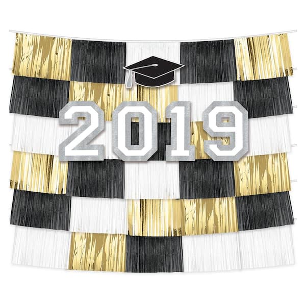 Amscan 2019 Graduation Fringe Deco Backdrop with Cutouts (2-Pack)