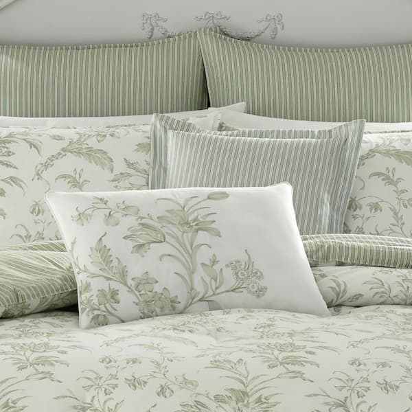 Comforter Set 7 Pieces Blue Soft Leaf Print White Backdrop Decorative Pillows 