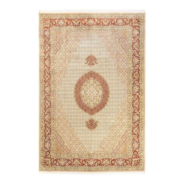 Mogul Traditional Ivory 6 ft. 8 in. x 10 ft. 1 in. Oriental Area Rug