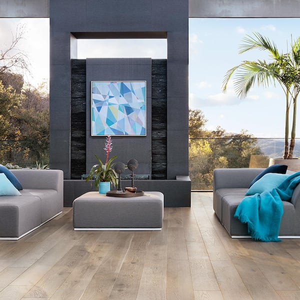 La Playa French Oak 3/8 in. T x 6.5 in. W Click Lock Wire Brushed Engineered Hardwood Flooring (23.6 sq. ft./case)
