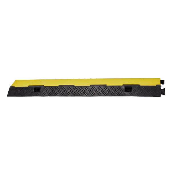 1Pcs 22000 lbs Capacity 3.18 ft. Driveway Rubber Traffic Speed Bumps