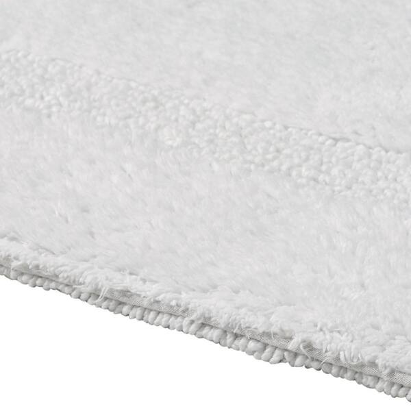 Lux Collection White 21 in. x 34 in. 100% Cotton Reversible Race Track Pattern Bath Rug