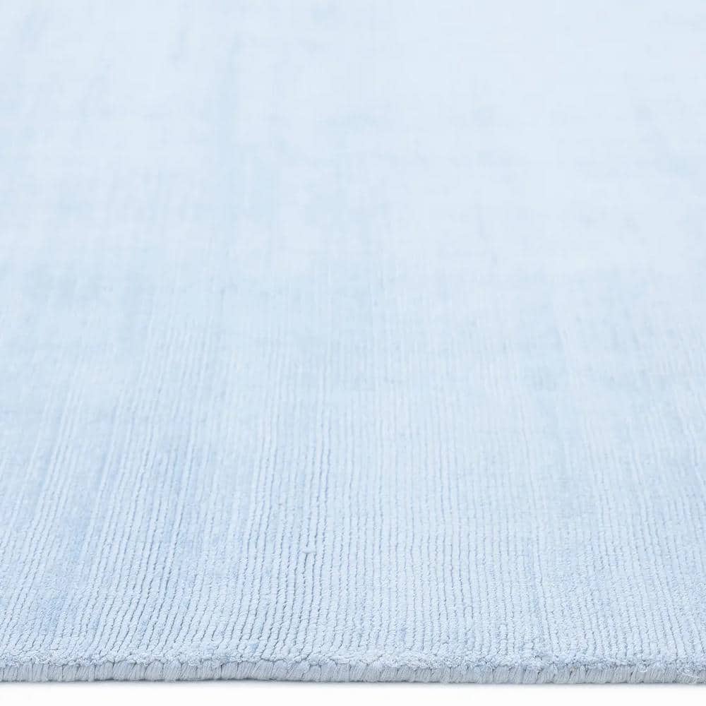 Elegant Hand-Loomed Viscose 8'x10' Light Blue Area Rug