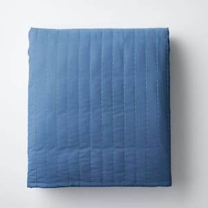LaCrosse Smoke Blue Standard Quilted 20 lb. Weighted Blanket