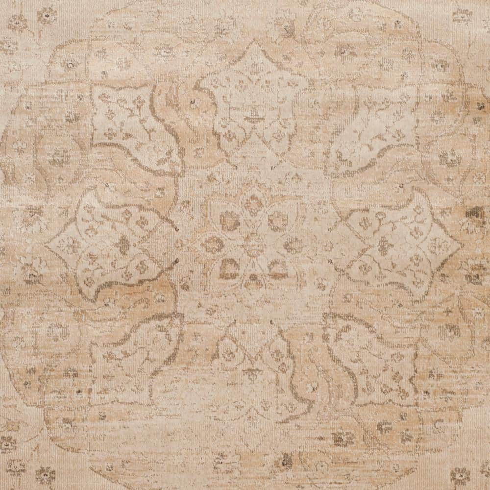 Creme Elegance Round Wool-Blend 8' Vintage Area Rug