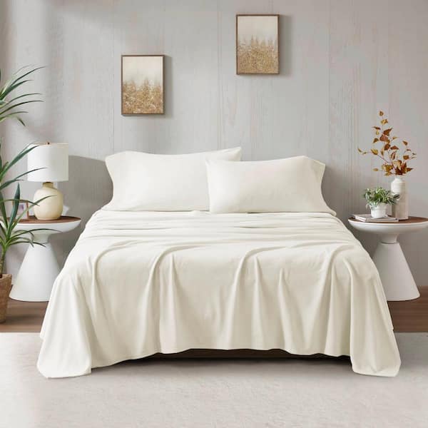 TRUE NORTH Micro Fleece 4-Piece Ivory Polyester Full Sheet Set