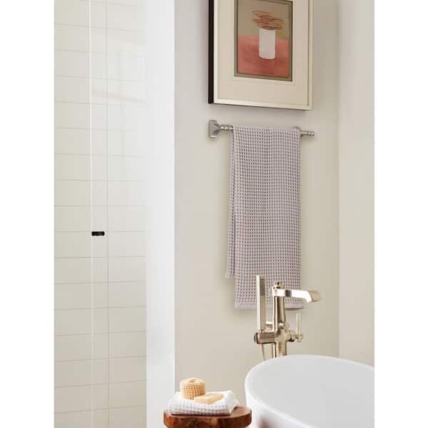 Davenport 18 in. (457 mm) L Towel Bar in Brushed Nickel